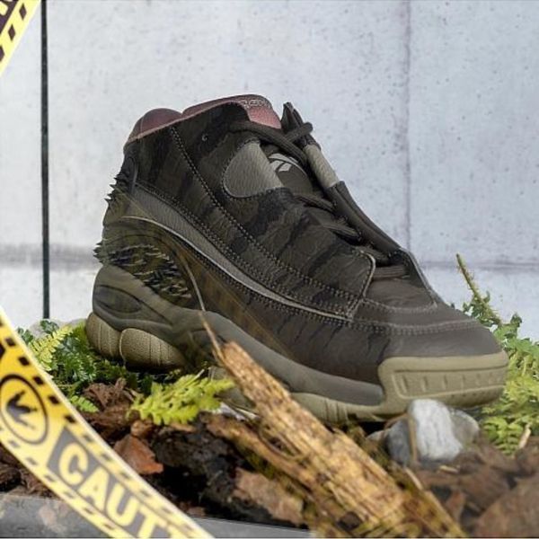 Reebok Jurassic World The Answer DMX Olive (HQ6276) 42 (27cm) 2 фото
